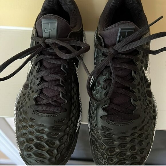 (EUC) Men's Roger Federer Nike Black Zoom Vapor Tennis Shoe (Size 8.5M/40 EUR) - Picture 4 of 7